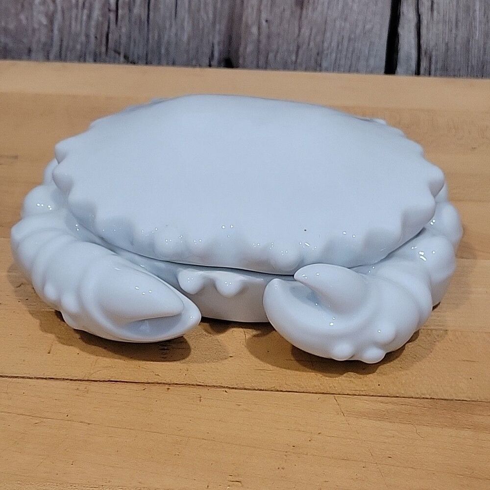 Vintage Crab Porcelain Lidded Trinket Dish Trinket Box 6.5" Ocean Beach Theme